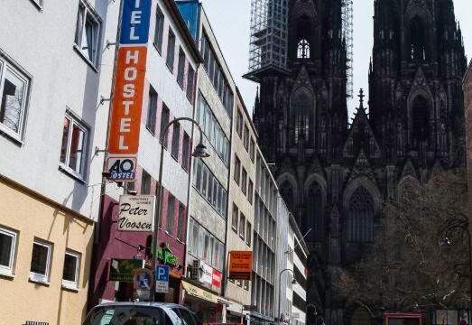 a&o Köln Dom exterior