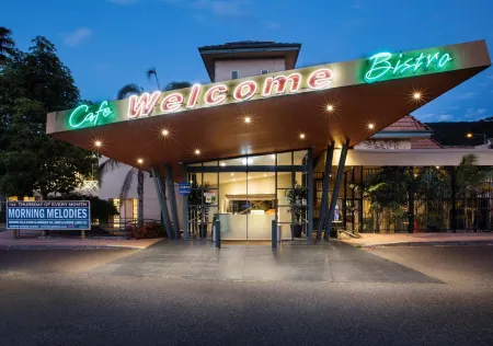 Nightcap at Ferntree Gully Hotel Motel