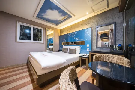 Yeongcheon Cheongtong Kara Отели рядом с достопримечательностью «Auno Feliz Glamping»