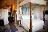 The Carden Arms Hotel di Barton