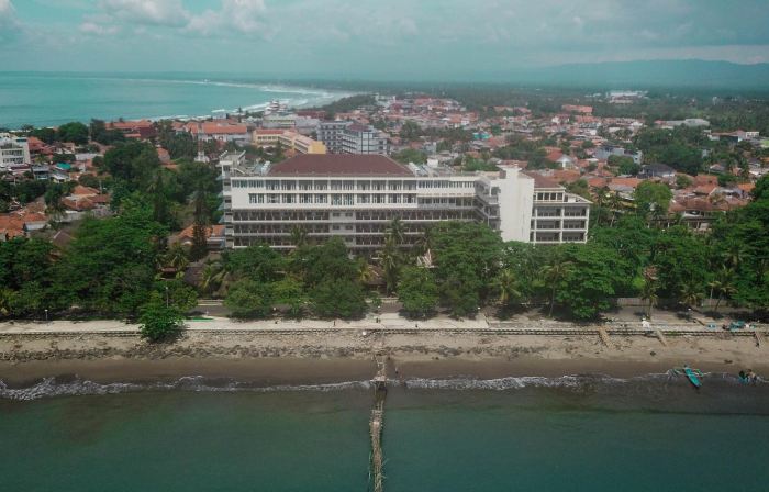 Pantai Indah Resort Hotel Timur