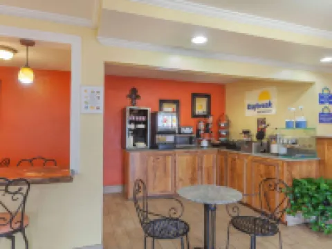 Days Inn by Wyndham Natchitoches Hotels in Natchitoches