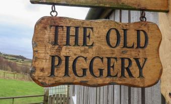 The Old Piggery - Housity