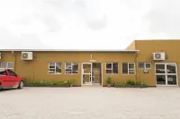 Ekamuti Town Lodge Hotels in 
