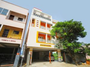 OYO Flagship 72591 Sri Sai Sathya Residency