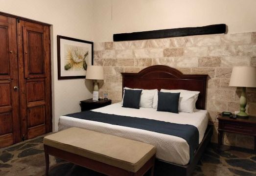 Nuve Parras - Housity