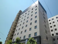 Court Hotel Niigata Hôtels à proximité de : Niigata University of Health and Welfare