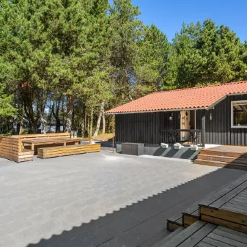 "Gorm" - 300m from the Sea