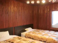 Forest Inn Sangoro