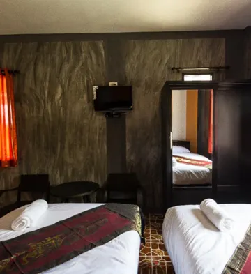 ห้องเตียงแฝดพร้อมห้องน้ำส่วนตัว