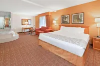La Quinta Inn & Suites by Wyndham Salt Lake City - Layton Hotels in Layton