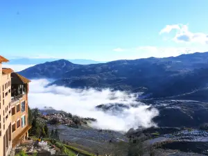 花窩窩民宿 元陽多依樹梯田日出