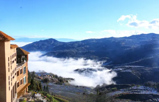 元陽多依樹花窩窩梯田日出二號店民宿