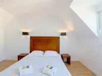 Terrasses de P. Mais Dupl 6 Pers Vue Mer Hotels in Saint-Nic