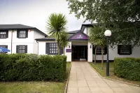 Premier Inn Cobham Hotels in Oxshott