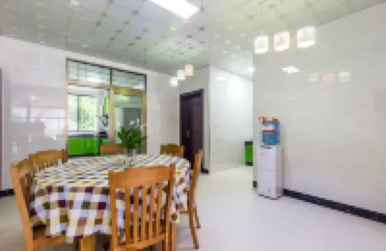 Zise Mili Apartment (Kangzhan Road)