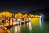 Le Roi Floating Huts & Eco Rooms