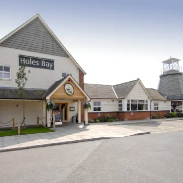 Premier Inn Poole Centre (Holes Bay) Hotel