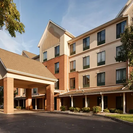 Best Western Plus Kalamazoo Suites
