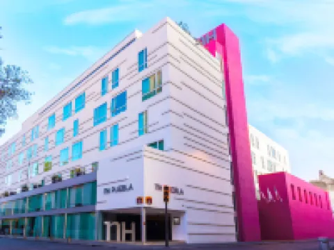 NH Puebla Centro Historico โรงแรมในปวยบลา