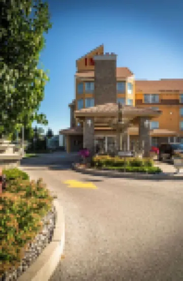 Monte Carlo Inn Barrie - Newly Renovated