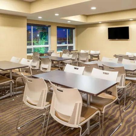 Microtel Inn & Suites by Wyndham Red Deer