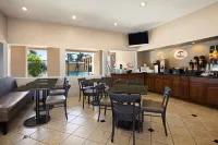 Super 8 by Wyndham Salinas Hotels in Salinas