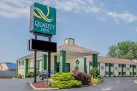 Quality Inn Hotels in Bay Township