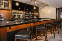 Four Points by Sheraton Deadwood - bar