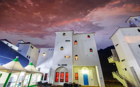 Chuncheon Pier Star Pension Отели рядом с достопримечательностью «Jade Garden»