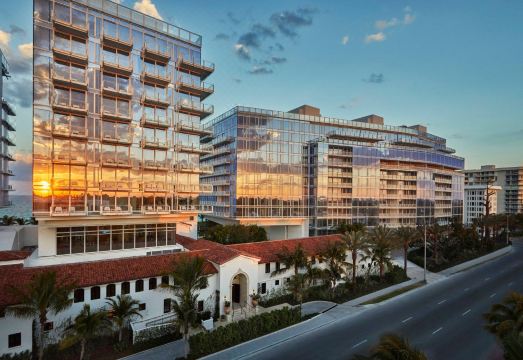 1. 포시즌스 호텔 ..