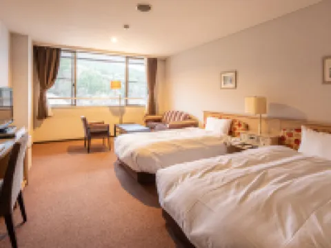 Hotel Hanasarasa Hotel berhampiran Nakatsugawa Station