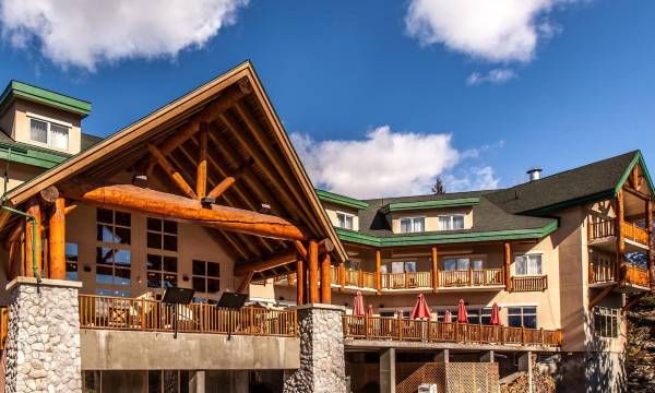 Coast Hillcrest Hotel