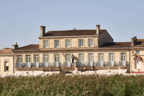 Best Western Premier Hotel des Vignes et des Anges - 4-نجوم