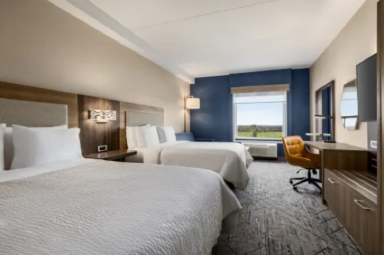 Holiday Inn Express STRATHROY by IHG Hotels in Middlesex County