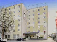 Ibis Stuttgart Airport Messe Hotels near SI-Centrum Stuttgart