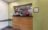 Studio 6 Extended Stay Oklahoma City Norman OK