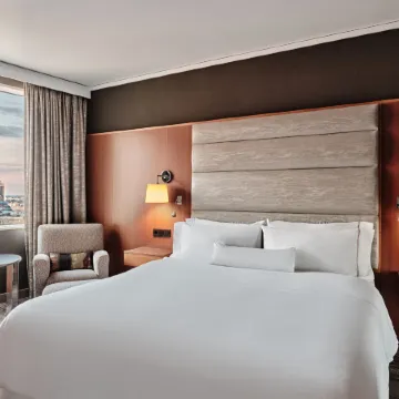 The Westin Warsaw Отели рядом с достопримечательностью «Банковская площадь»
