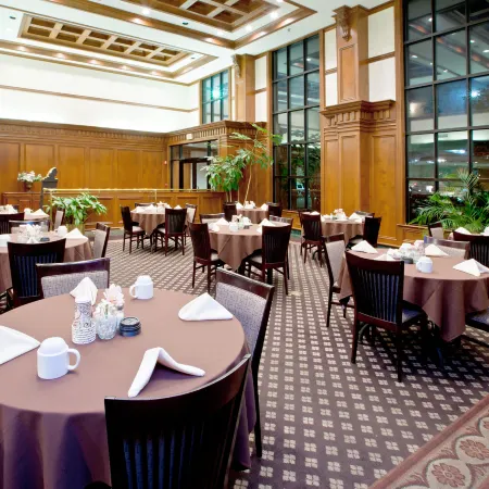 Delta Hotels Huntington Downtown