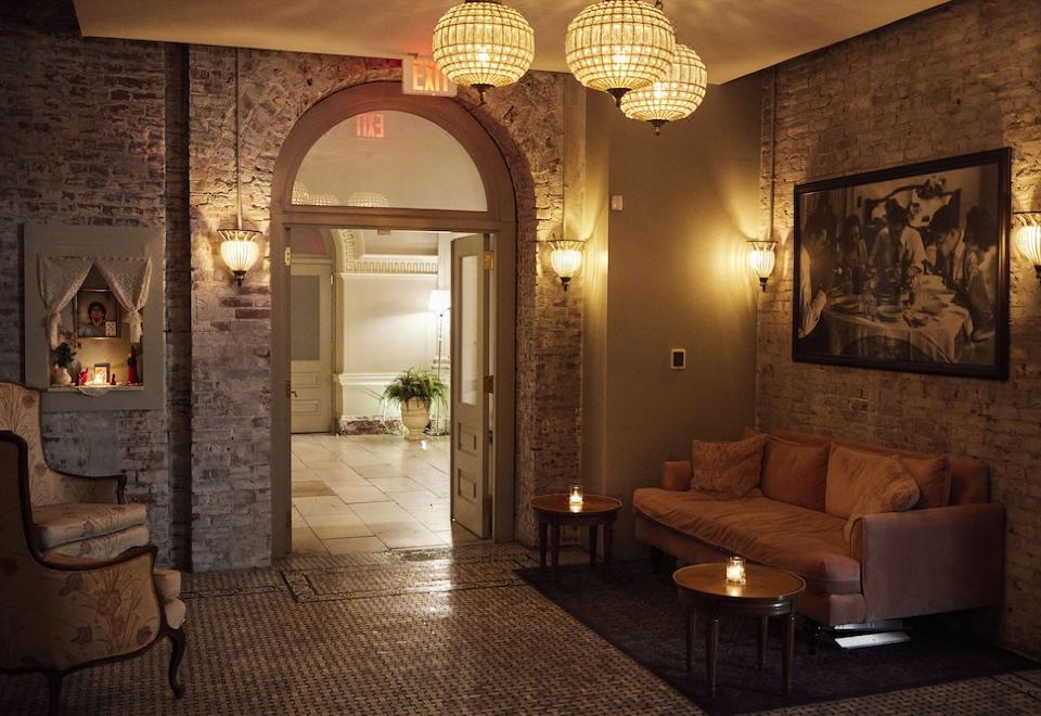 MINT HOUSE AT THE DIVINE LORRAINE HOTEL - PHILADELPHIA $152 ($̶2̶7̶6̶) -  Updated 2023 Prices & Reviews - PA