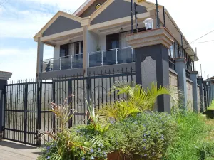 Entebbe Stay Apart-Hotel