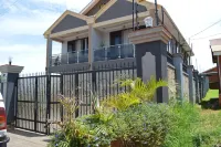Entebbe Stay Apart-Hotel
