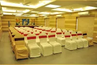 Lumbinis Grand Hotel