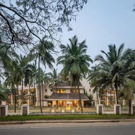 Silver Waves Resort & Spa - Daman