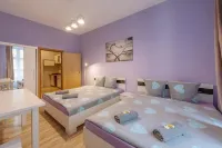 70s Hostel Hotels in 