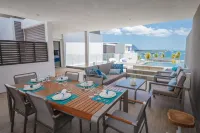 Latitude by Horizon Holidays - Condos
