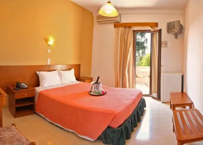 Pasiphae Hotel Hotels near Vatera
