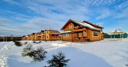 Tukzar Hotel Отели в г. Малоярославецкий район