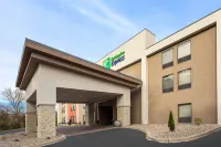 Holiday Inn Express New Albany - Louisville NW Hotels near Meijer
