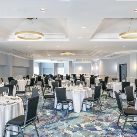 Holiday Inn LAVAL - MONTREAL by IHG
